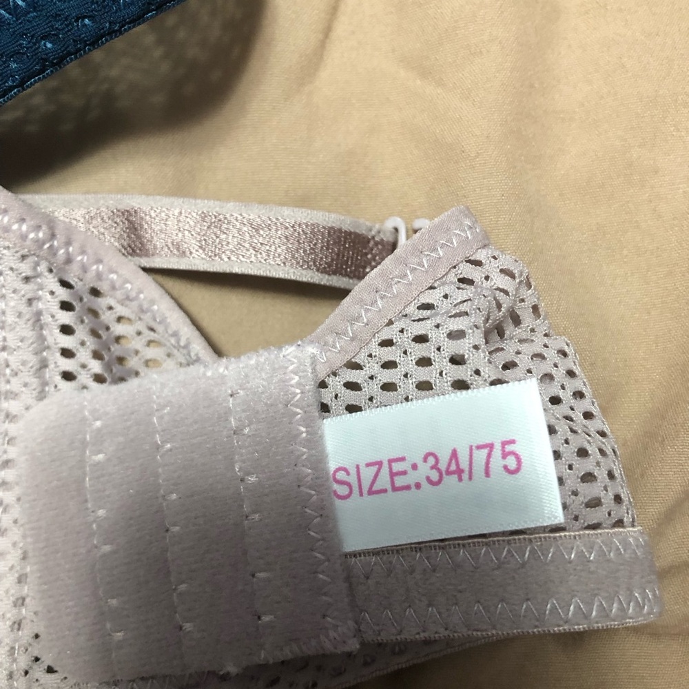 Wireless Bras Set - Multi-color - Picture 2 of 5